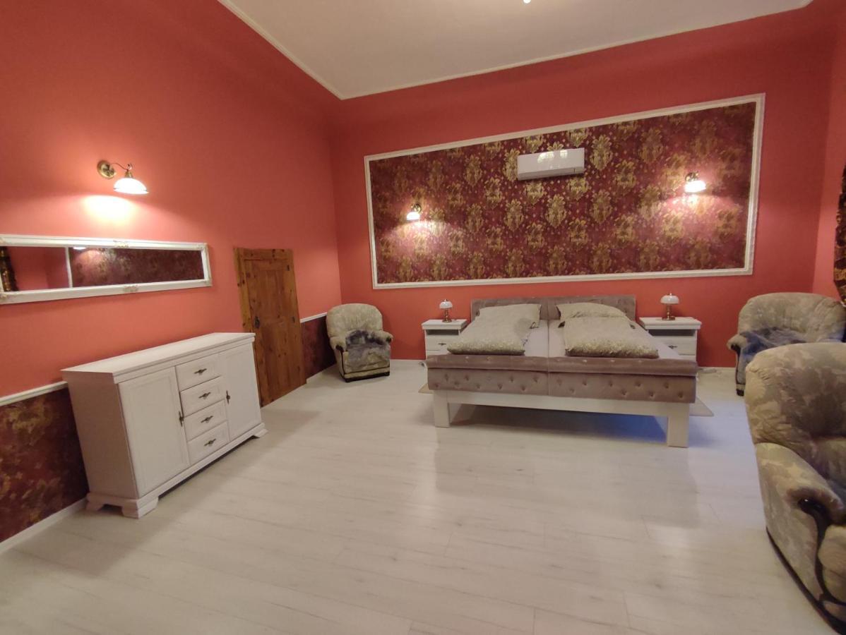 Zamecky Apartman - Castle Apartment Stříbro Екстериор снимка