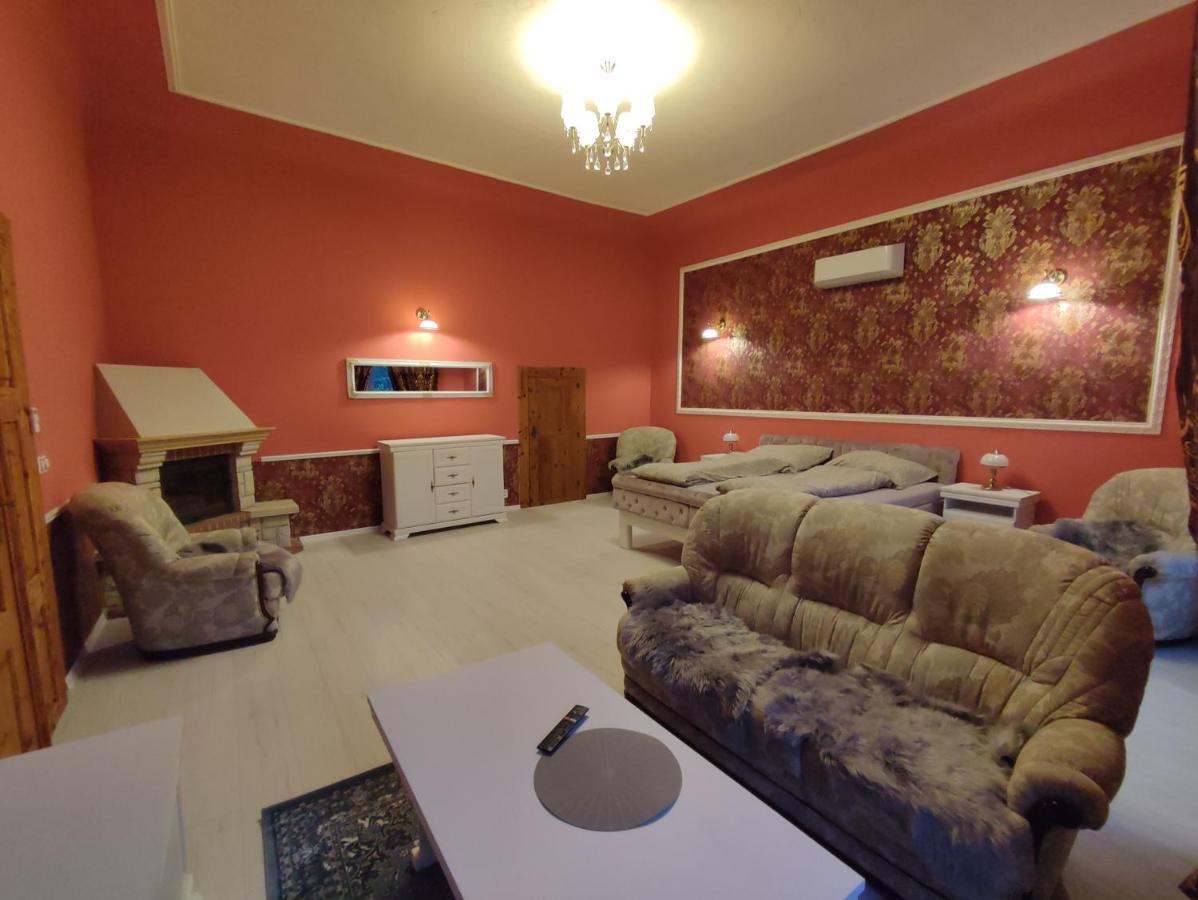 Zamecky Apartman - Castle Apartment Stříbro Екстериор снимка